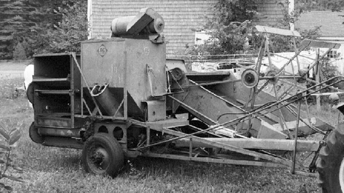 Product picture Allis Chalmers 66 All-Crop Harvester Illustrated PARTS Catalog MANUAL - DOWNLOAD